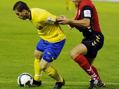 Ján Novák z Košíc a Milan Paulovič zo Senice v zápase MFK Košice - FK Senica