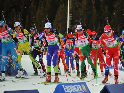 Anastasia Kuzminová s číslom 14