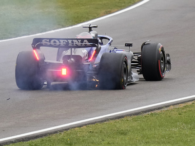 Alexander Albon počas kvalifikácie