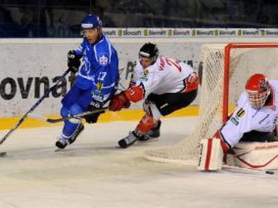 Ladislav Nagy za bránou B.Bystrice