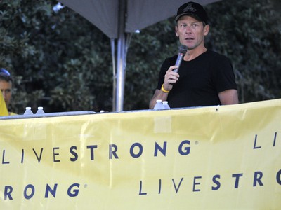 Lance Armstrong pri svojom