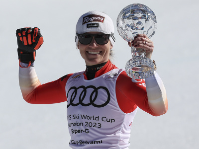 Švajčiarska zjazdárka Lara Gutová-Behramiová získala už štvrtý malý glóbus za super-G 