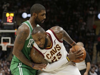 Kyrie Irving a LeBron