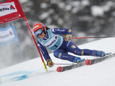 Federica Brignoneová počas obrovského slalomu v Lenzerheide