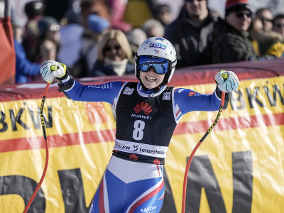 Francúzska lyžiarka Romane Miradoliová vyhrala super-G v Lenzerheide