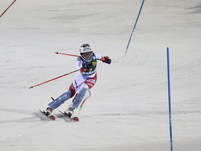 Michelle Gisinová prichádza do cieľa v prvom kole slalomu v Levi