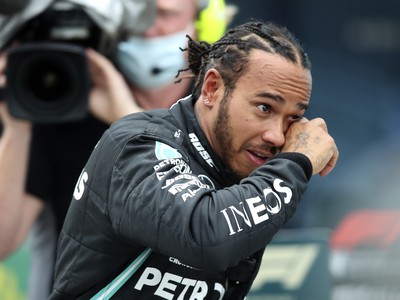 Lewis Hamilton z�skal siedmy titul majstra sveta