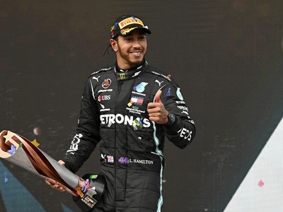 Lewis Hamilton získal siedmy titul majstra sveta