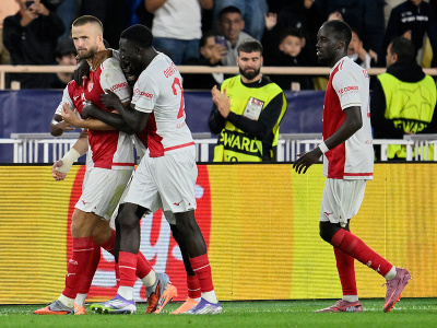 Tešiaci sa hráči AS