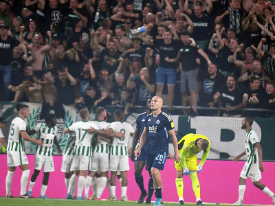Futbalisti Ferencvárosu sa tešia po strelení vedúceho gólu