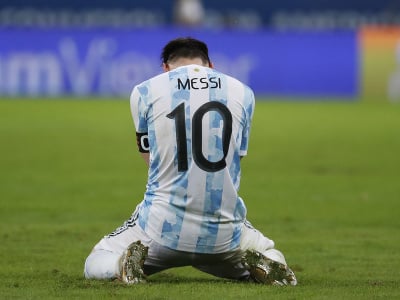 Lionel Messi oslavuje triumf