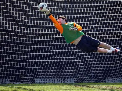 Lionel Messi to vie