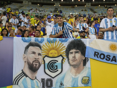 Dve ikony na jednom obrázku - Lionel Messi a Diego Maradona