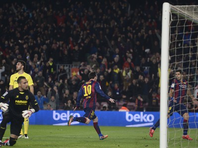 Lionel Messi (10) a jeho gólové oslavy