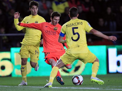 Lionel Messi a Mateo Pable Musacchio