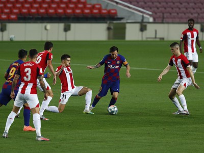 Lionel Messi a Inigo Cordoba
