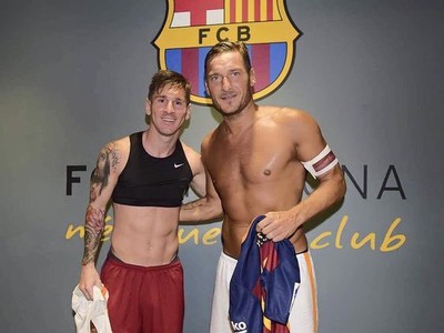 Lionel Messi a Francesco Totti