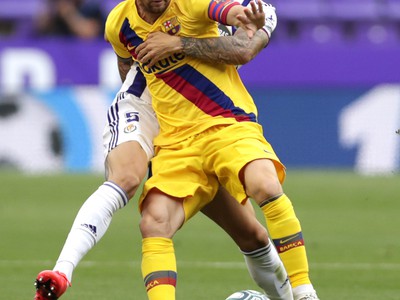 Lionel Messi a Javi Sanchez