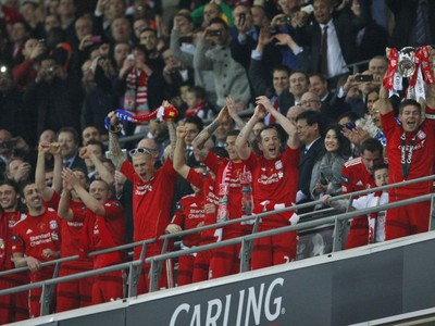 Liverpool sa teší z trofeje