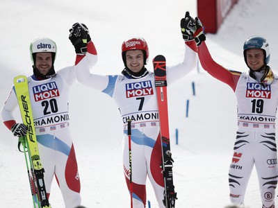 Švajčiarsky lyžiar Loic Meillard sa stal víťazom nedelňajšieho paralelného obrovského slalomu Svetového pohára