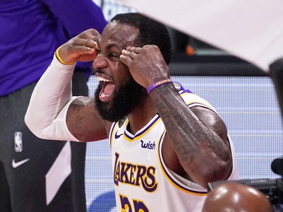 Basketbalisti Los Angeles Lakers oslavujú 17. titul v NBA