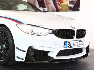 Ľubomír Višňovský si prišiel prevziať nové BMW