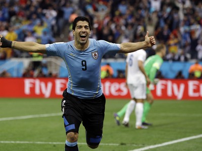 Luis Suarez sa postaral o triumf Uruguaju nad Anglickom