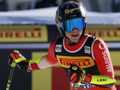 Lara Gutová-Behramiová vyhrala nedeľný super-G svetového pohára alpských lyžiarok v Cortine d'Ampezzo.