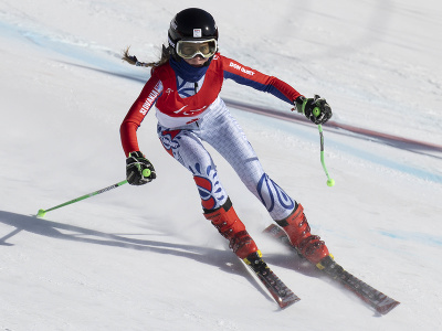 Slovenská zjazdová lyžiarka Alexandra Rexová počas súťaže v paraalpskom lyžovaní - superobrovský slalom žien v rámci XIII. zimných paralympijských hier 2022 v Pekingu
