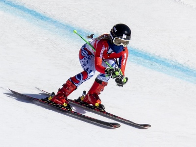 Slovenská zjazdová lyžiarka Alexandra Rexová počas paraalpského lyžovania žien v rámci XIII. zimných paralympijských hier 2022 v Pekingu. 