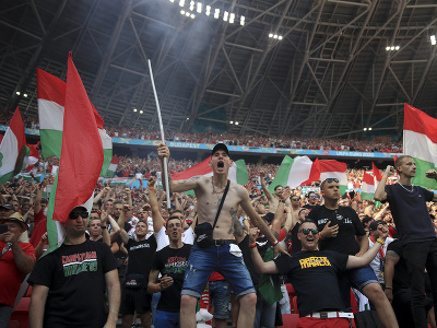 Oslava maďarských fanúšikov po strelenom góle