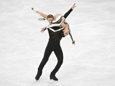 Madison Chocková a Evan Bates obhájili zlato v tancoch