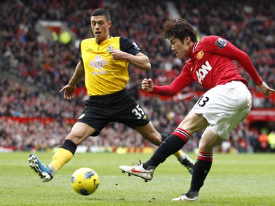 Ji-Sung Park a Jason Lowe