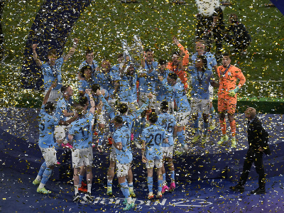 Futbalisti Manchestru City  oslavujú premiérový triumf v Lige majstrov 
