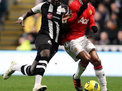 Chiek Tiote v súboji s Nanim