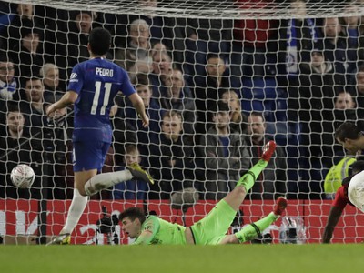 Prekonaný Kepa Arrizabalaga v bránke Chelsea po góle Pogbu