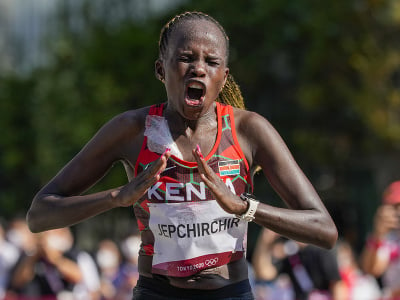 Kenská atlétka Peres Jepchirchirová sa v sobotu v Sappore stala olympijskou šampiónkou v maratóne žien