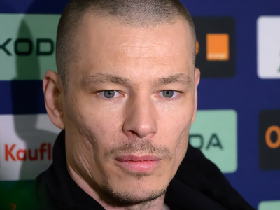Na snímke hokejista Marek