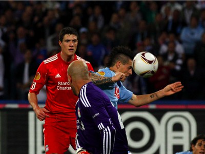 Marek Hamšík hlavičkuje
