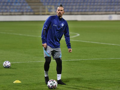 Kapitán slovenskej futbalovej reprezentácie Marek Hamšík počas úvodného tréningu