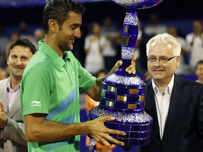 Marin Čilič s trofejou