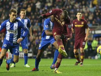 Mario Balotelli dáva úvodný
