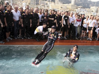 Mark Webber a Sebastian Vettel po double v Monaku