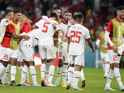 Futbalisti Maroka oslavujú víťazstvo nad Belgickom