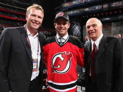 Martin Brodeur so svojím synom Anthonym počas draftu NHL.