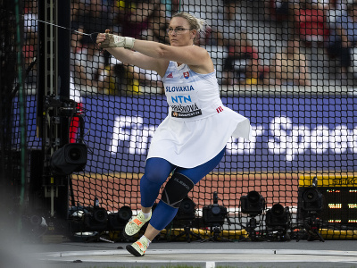 Na snímke slovenská reprezentantka Martina Hrašnová počas kvalifikácie v hode kladivom žien na majstrovstvách sveta v atletike