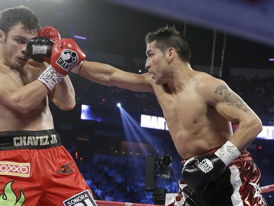 Martinez získal triumfom nad Chavezom Jr. titul šampióna WBC