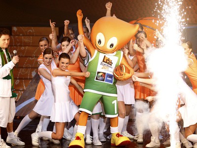Maskot ME 2011