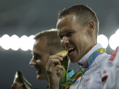 Matej Tóth sa raduje z olympijského zlata
