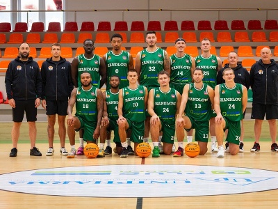Basketbalisti MBK Baník Handlová
